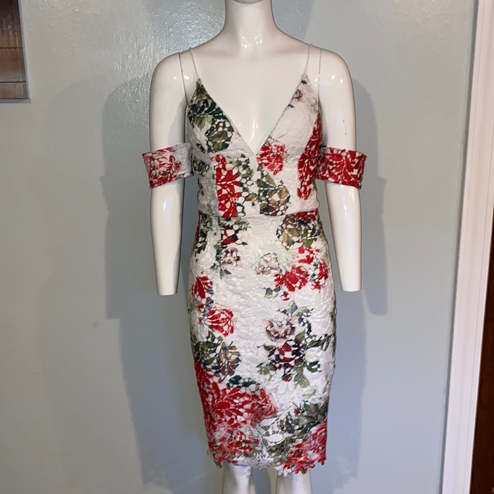 Soieblu Lace Floral Dress Sz S Red/Green/White Open Back Lace Up Off Shoulder